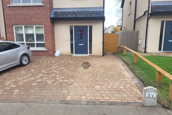 Paving Contractors Kinnitty