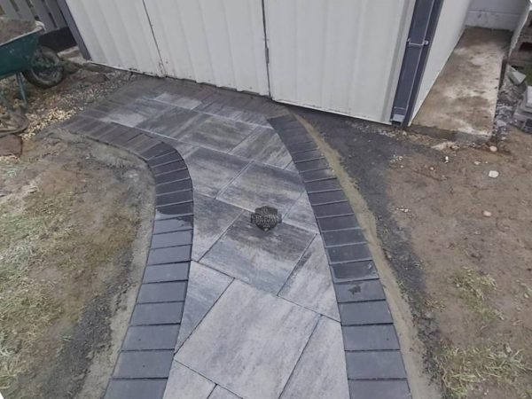 Patio Installers Kinnitty